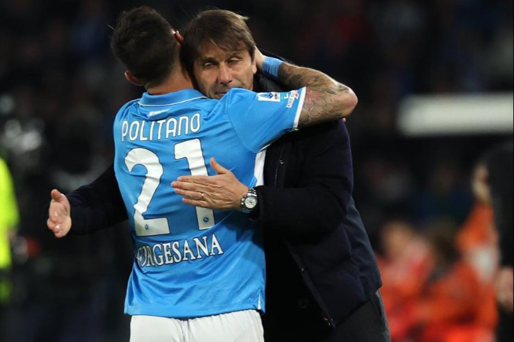 Politano abbraccia Conte