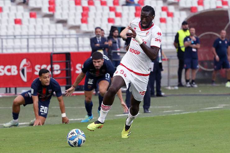 Coli Saco in campo con il Cagliari
