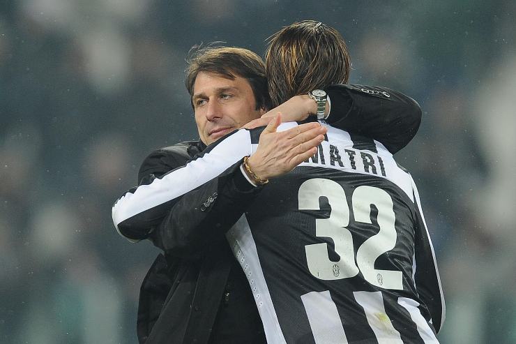 Conte abbraccia Matri