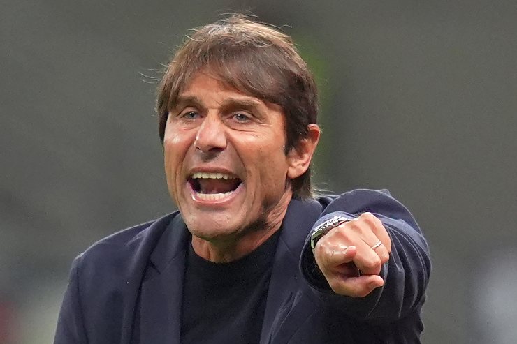 Conte dà indicazioni