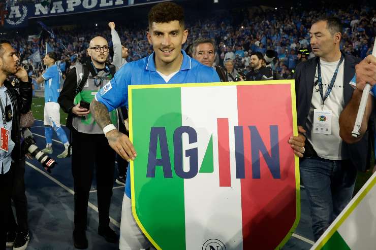 Di Lorenzo festeggia lo Scudetto