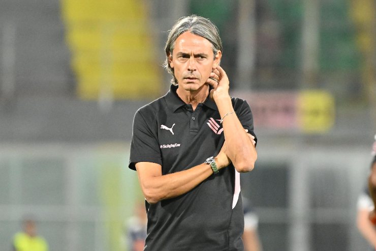 Inzaghi in campo per il riscaldamento del Palermo