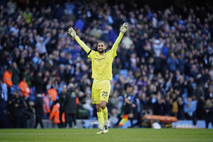 Donnarumma esulta con il Manchester City