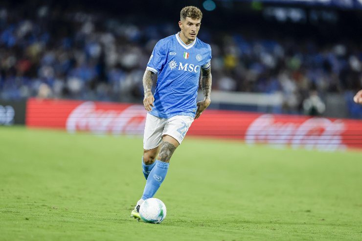 Di Lorenzo in azione con la maglia del Napoli