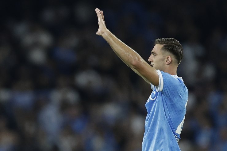 Lucca esulta dopo un gol con il Napoli