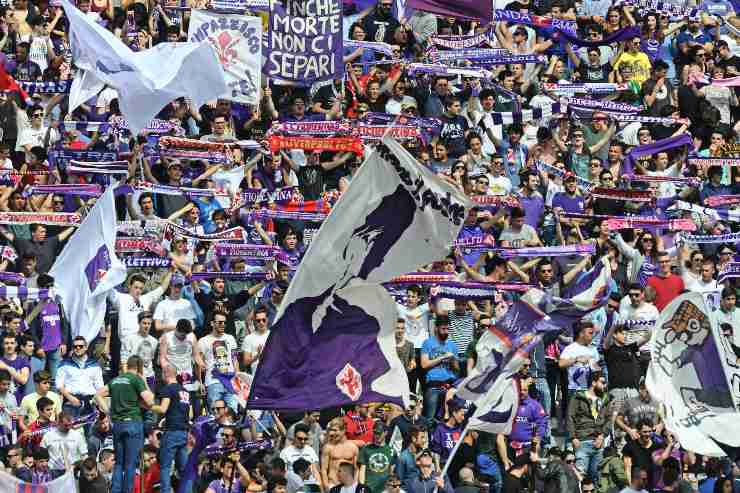 Il tifo della Fiorentina scatenato