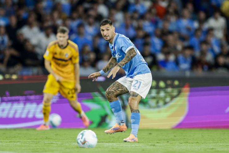 Matteo Politano firma il rinnovo con la SSC Napoli