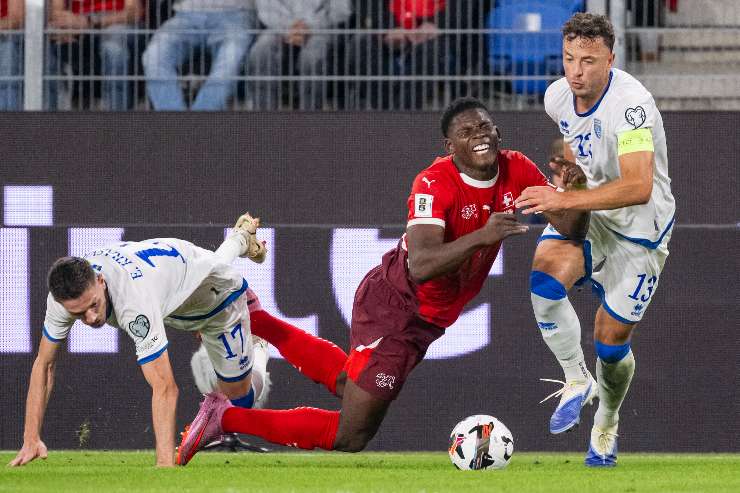 Rrahmani in campo con il Kosovo