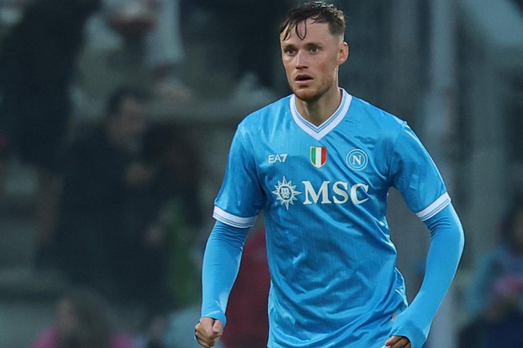 Beukema in azione con la maglia del Napoli