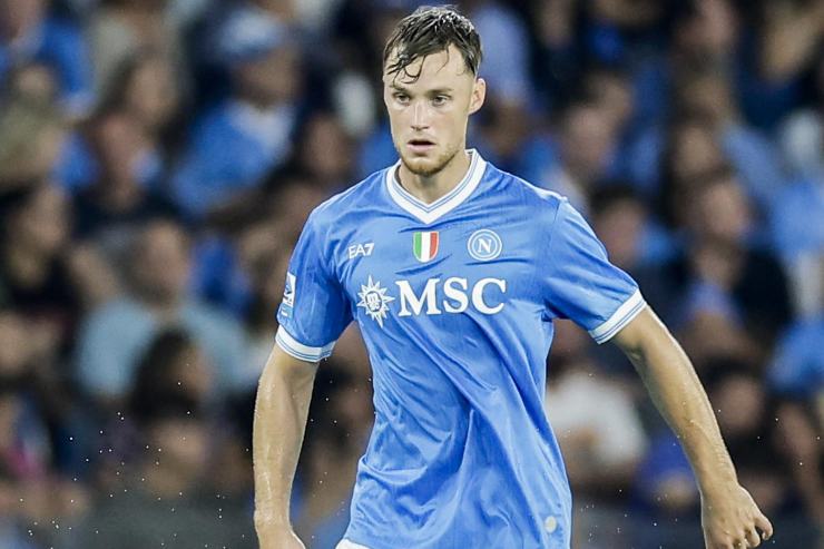 Beukema in azione con la maglia del Napoli