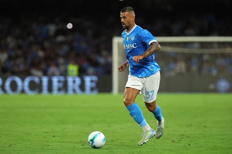 Spinazzola in possesso palla