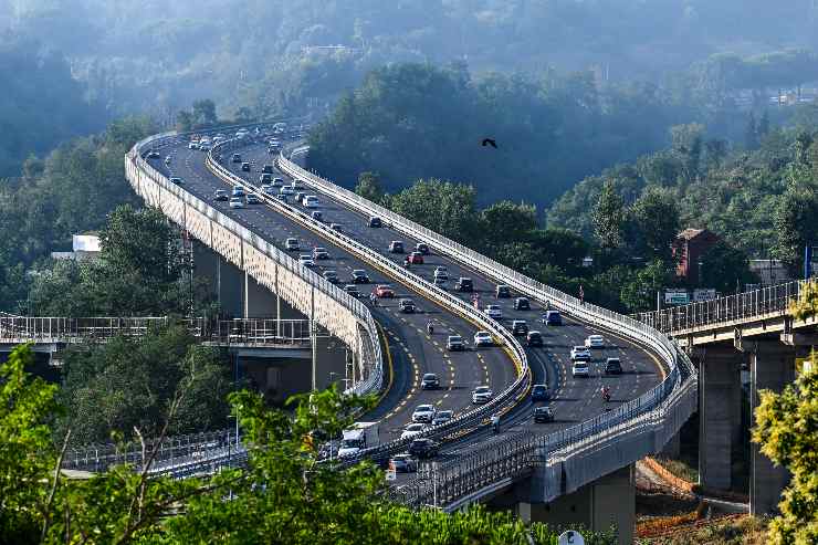 Traffico sulla Tangenziale di Napoli