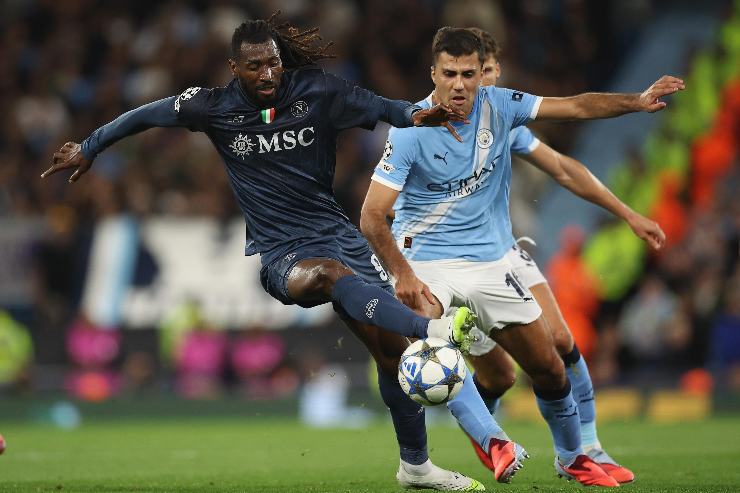Anguissa delude contro il Manchester City