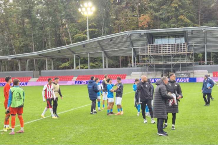 Gli azzurrini della Primavera del Napoli escono dal campo dopo un buon pareggio in trasferta