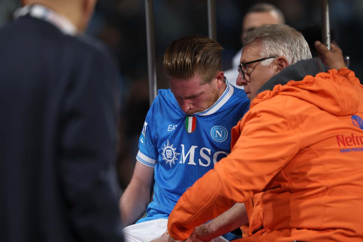 De Bruyne disperato per il suo infortunio con il Napoli: rischio lungo stop