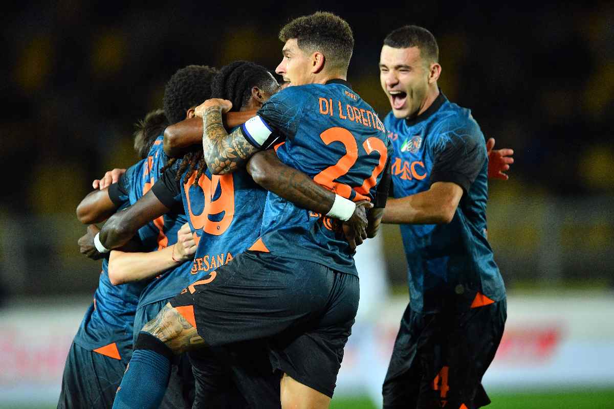 Napoli sofferente, ma vincente a Lecce: sono due i grandi protagonisti Napoli sofferente, ma vincente a Lecce: sono due i grandi protagonisti