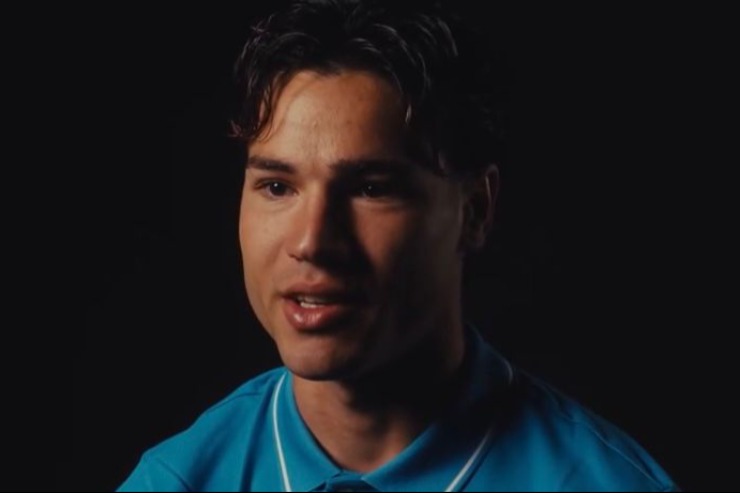 Antonio Vergara ai microfoni del Napoli in occasione del rinnovo