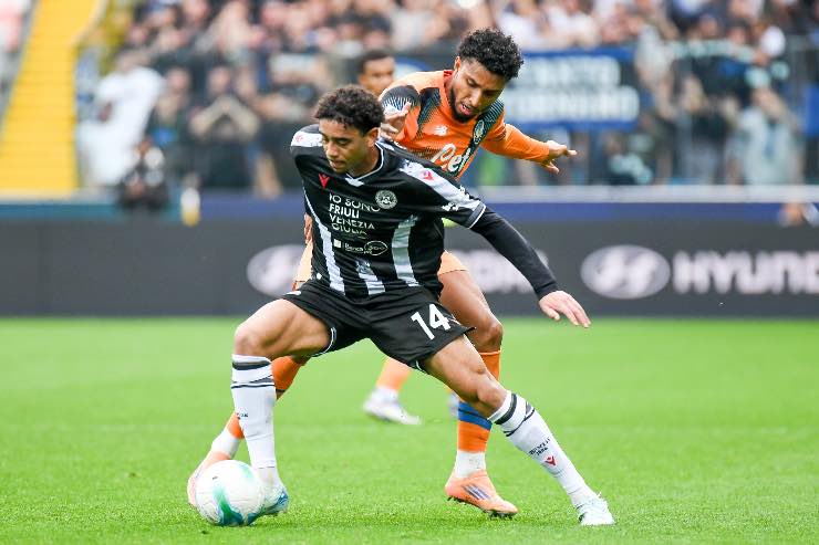 Napoli, Atta in campo con la maglia dell'Udinese 