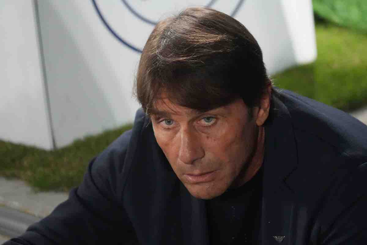 “Salterà altre due partite”: brutte notizie per il Napoli di Conte “Salterà altre due partite”: brutte notizie per il Napoli di Conte