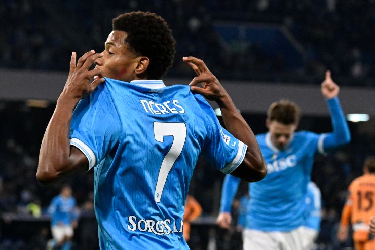 David Neres mentre esulta con il Napoli