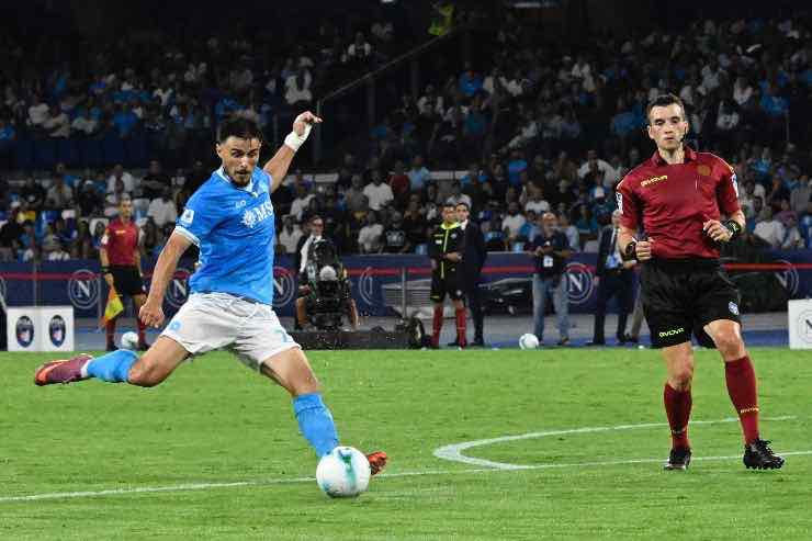 Elmas titolare anche a Bologna.