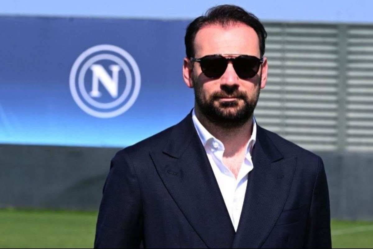 Napoli, che assist dall’agente del centrocampista: il trasferimento può arrivare già a gennaio Napoli, che assist dall’agente del centrocampista: il trasferimento può arrivare già a gennaio