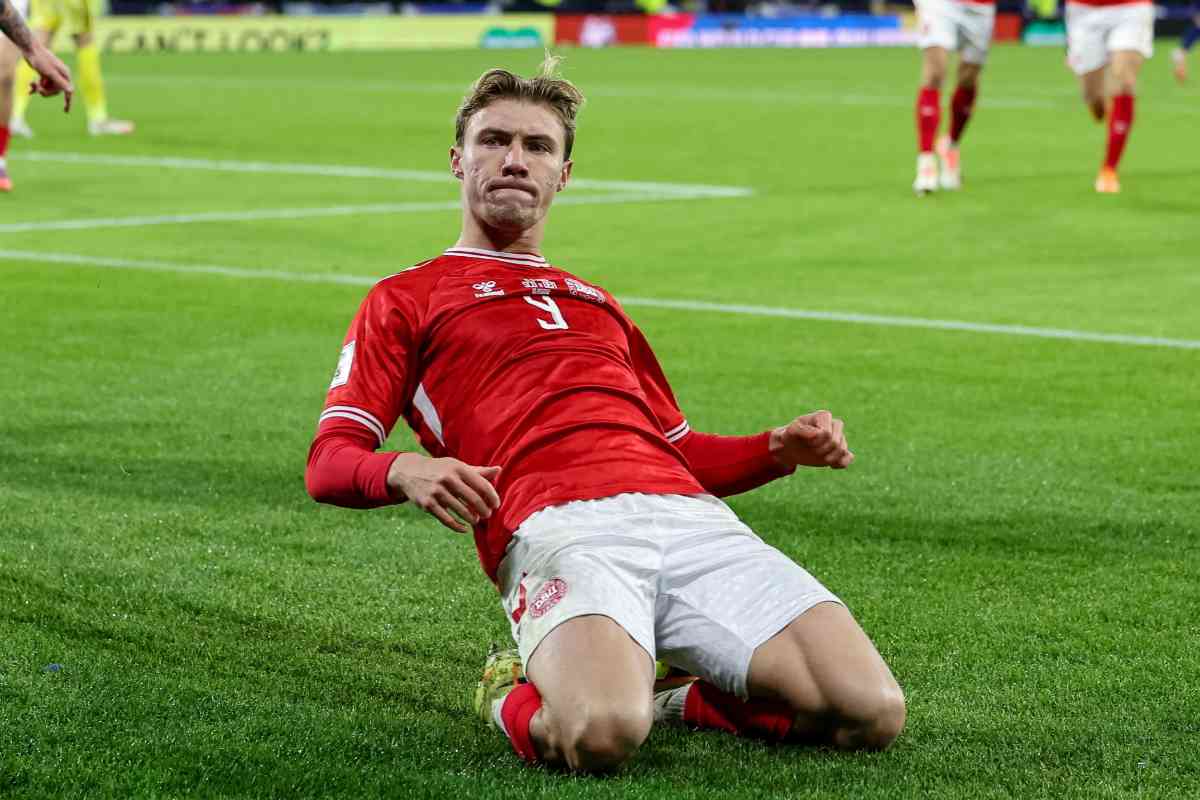 Napoli, come sta Hojlund? Le ultime su rientro e condizioni del danese