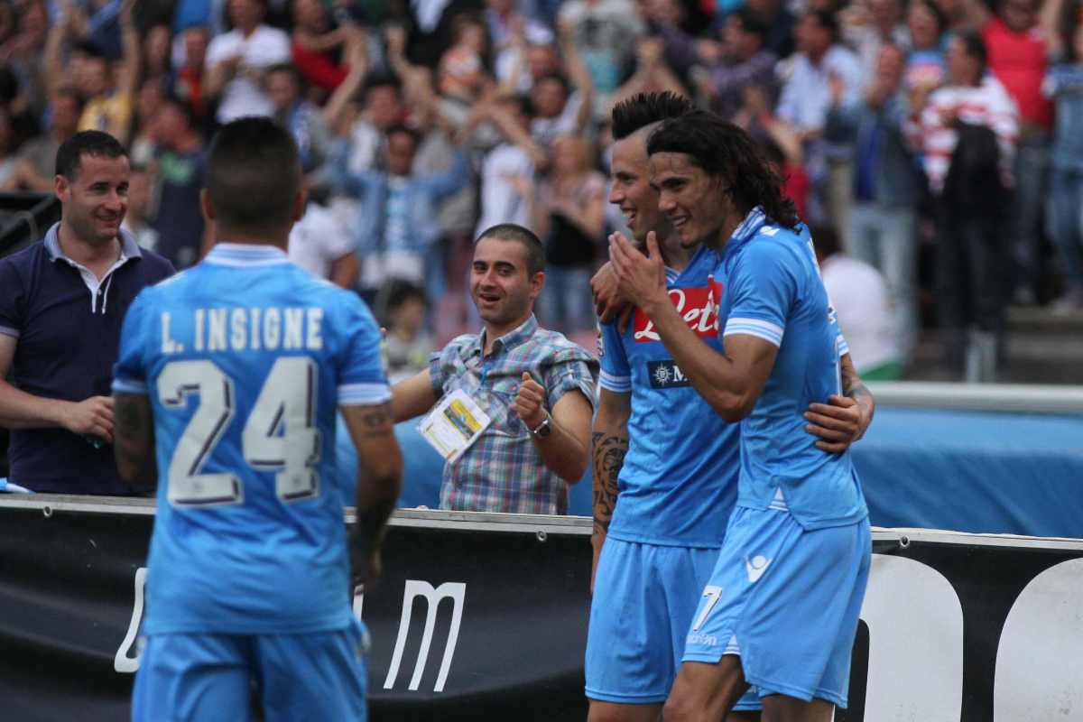 “C’è l’accordo”: l’annuncio sull’ex Napoli spezza il cuore a tutti, torna a giocare in Serie A “C’è l’accordo”: l’annuncio sull’ex Napoli spezza il cuore a tutti, torna a giocare in Serie A