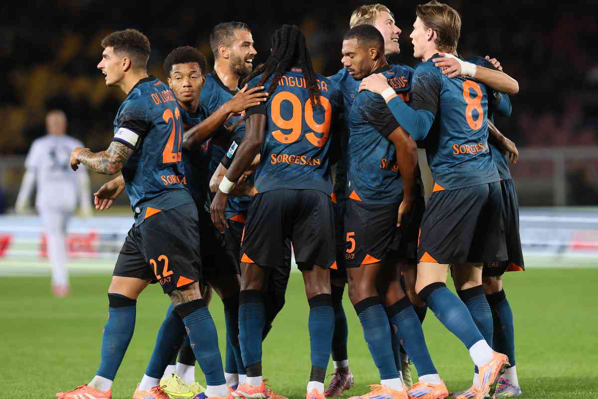 Napoli, finalmente una buona notizia? Conferme sul rientro anticipato dall’infortunio Napoli, finalmente una buona notizia? Conferme sul rientro anticipato dall’infortunio