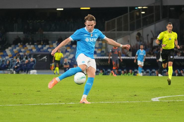 McTominay in azione contro l'Inter