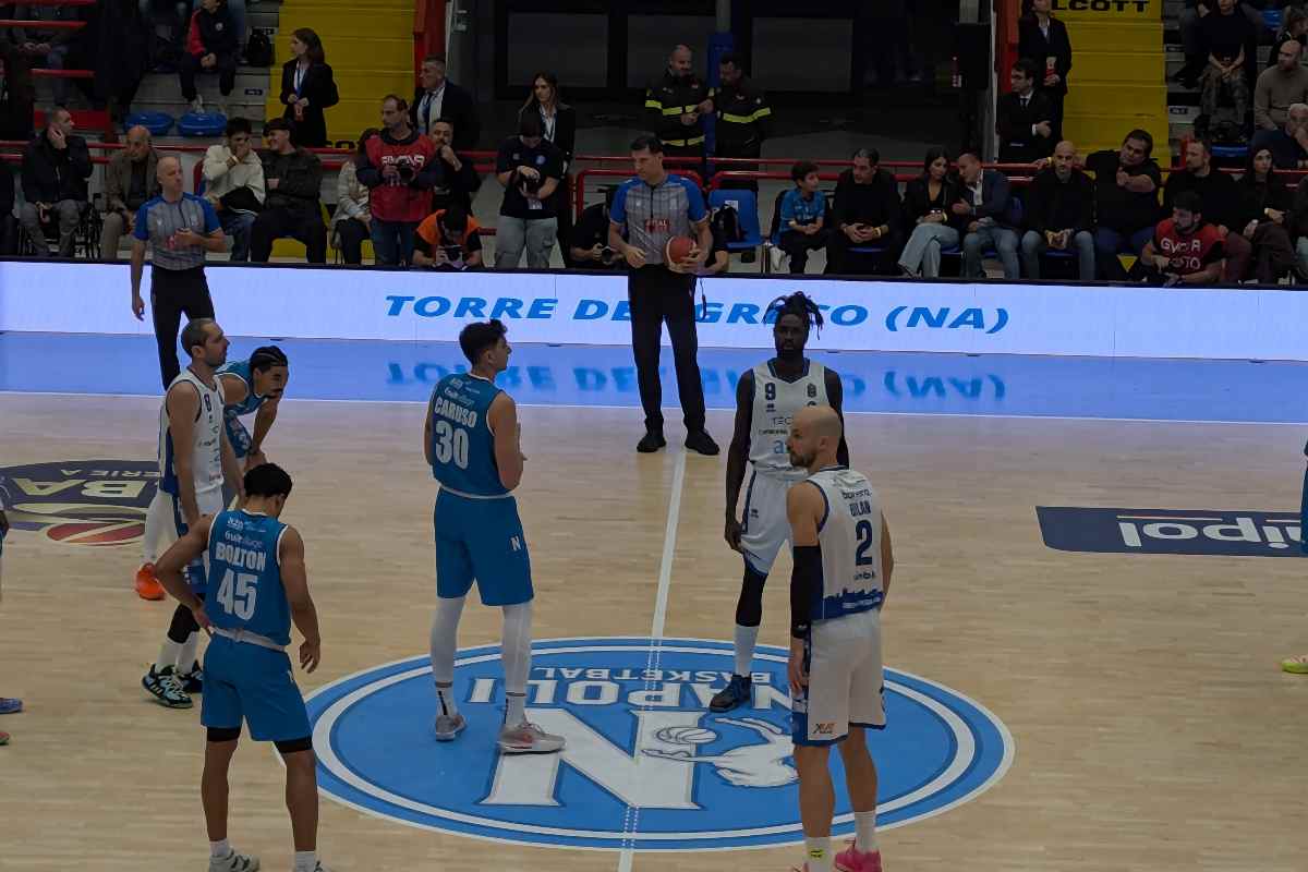 Troppo Brescia per il Napoli Basketball: Bilan e Della Valle devastanti, finisce 72 85 Troppo Brescia per il Napoli Basketball: Bilan e Della Valle devastanti, finisce 72 85