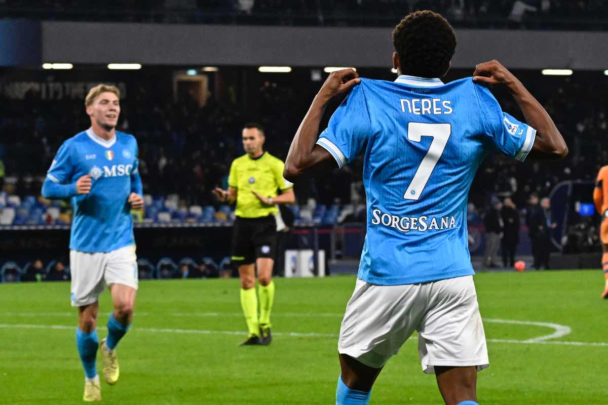 napoli neres come lavezzi il paragone infiamma i tifosi