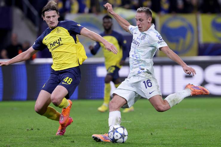 Frattesi prova un tiro in una partita con l'Inter