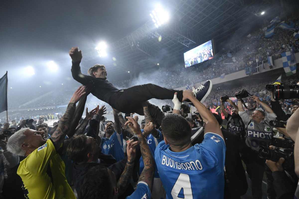 napoli dominatrice della serie a incoronati conte e non solo che annuncio