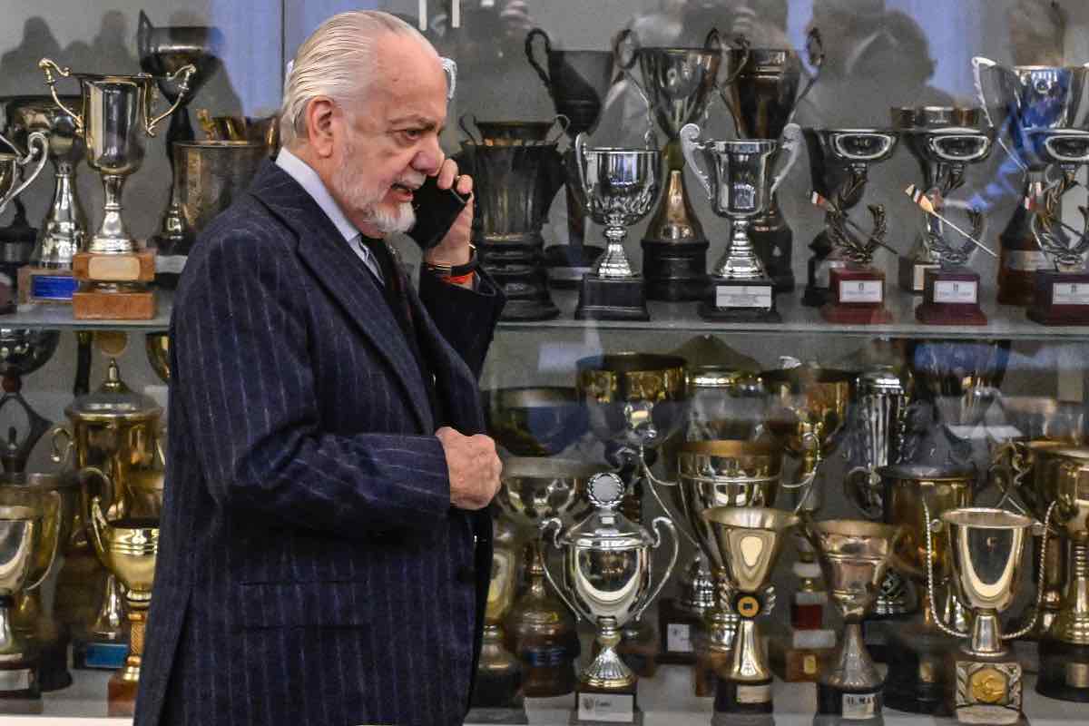 Aurelio De Laurentiis in chiamata durante una conferenza