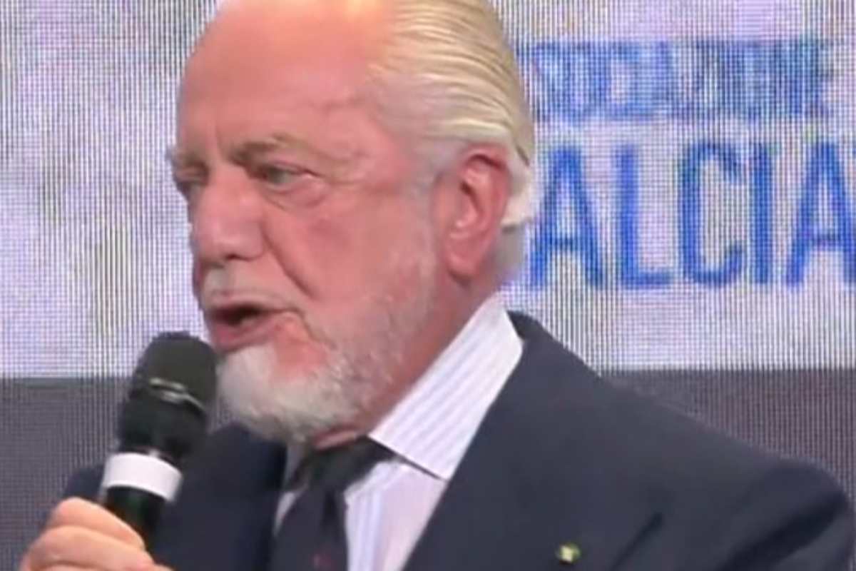 de laurentiis show attacco al sistema calcio e gag contro dazn 232 successo tutto in diretta da Spazionapoli.it de laurentiis show attacco al sistema calcio e gag contro dazn 232 successo tutto in diretta