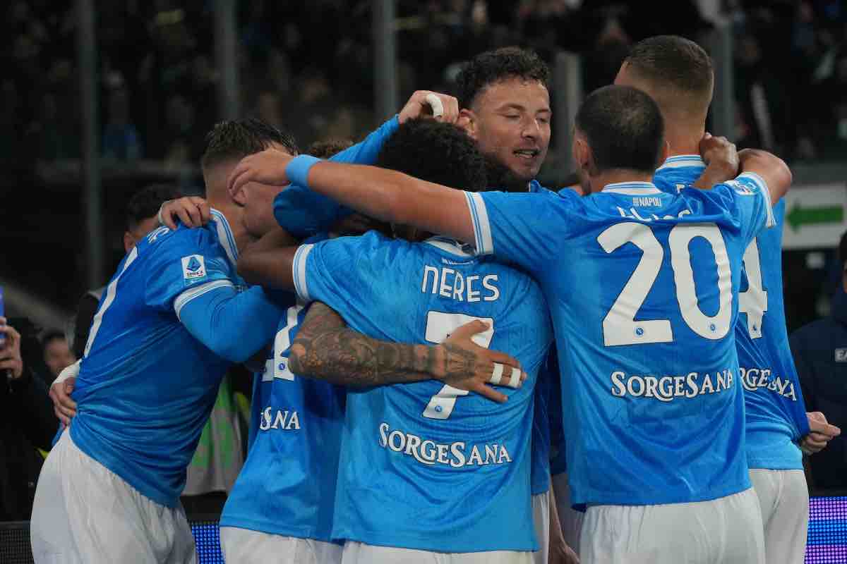 Un difensore del Napoli può partire nel mercato di gennaio.