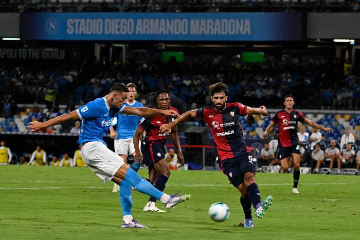 Lorenzo Lucca, attaccante del Napoli, nel corso del match contro il Cagliari