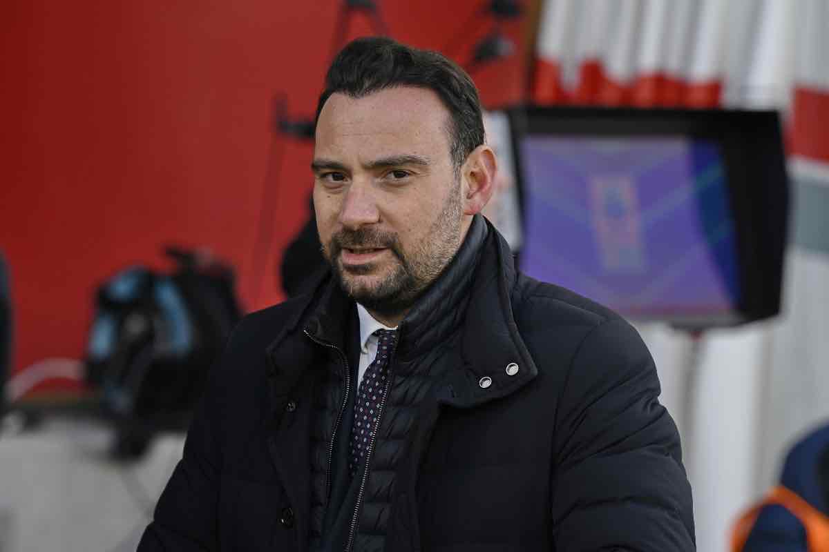 Il Napoli pensa al rinforzo per il centrocampo.