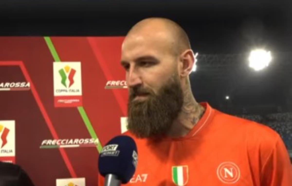 Milinkovic Savic scherza sul rigore tirato in Napoli Cagliari: “L’ho fatto meglio di lui…”