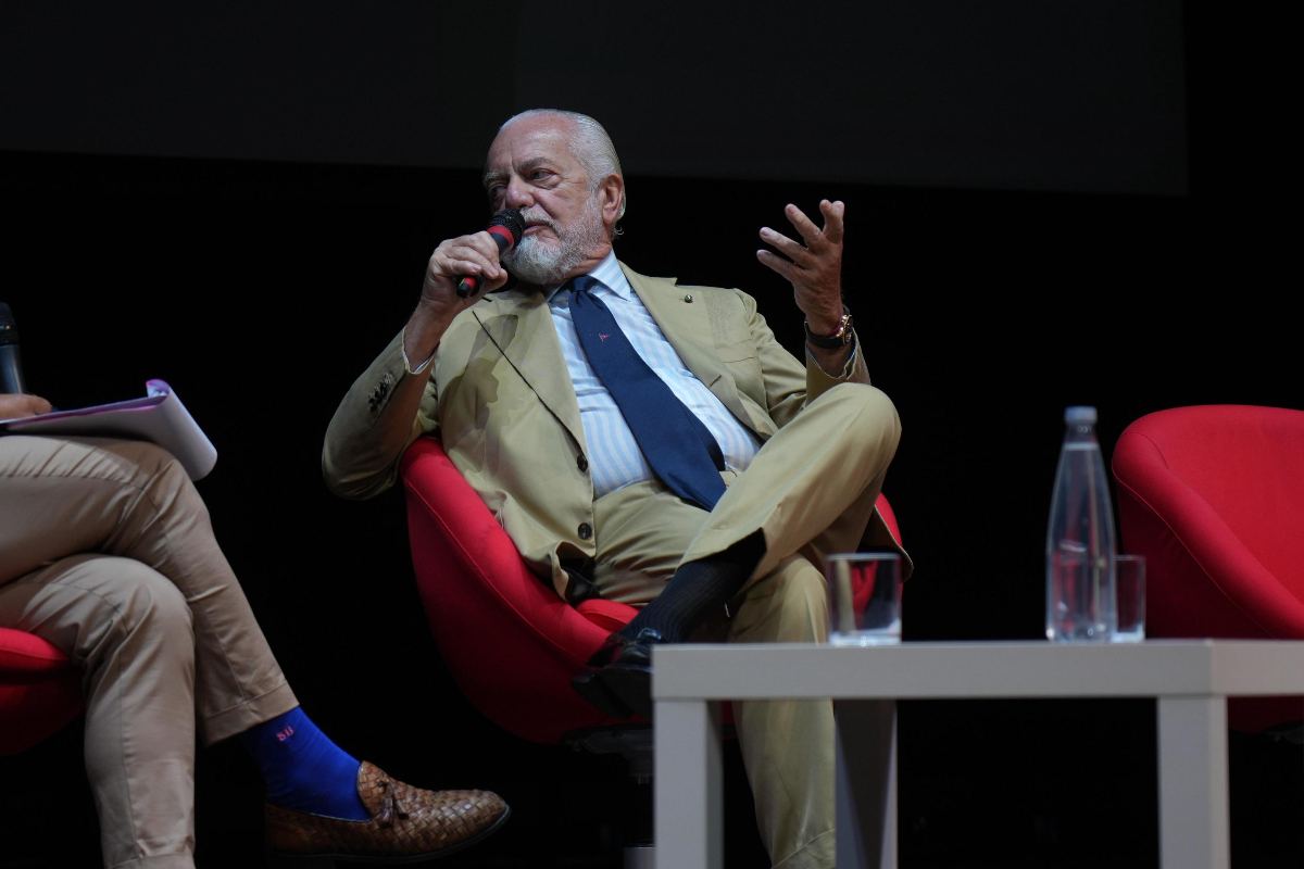 De Laurentiis parla a margine di un evento