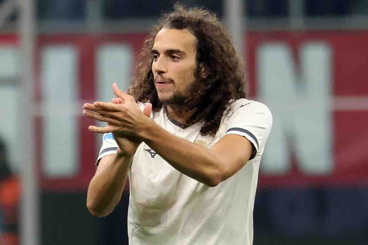 Dalla Lazio al Napoli, il centrocampista può essere il colpo di gennai