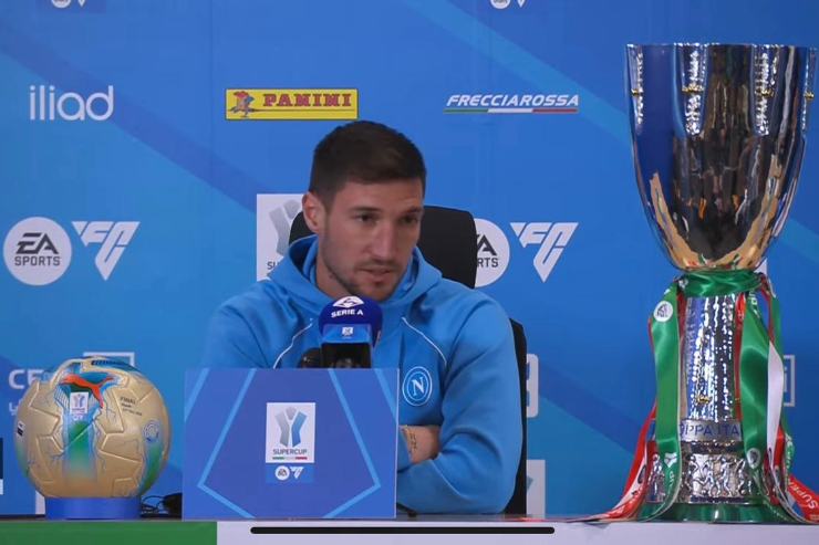 Politano in conferenza stampa