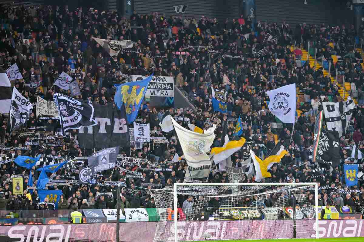I tifosi dell'Udinese in primo piano