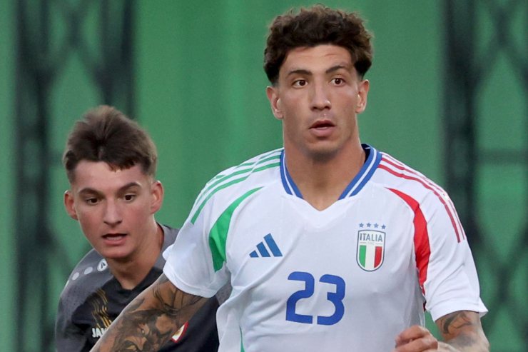 Marianucci con la maglia dell'Italia U21