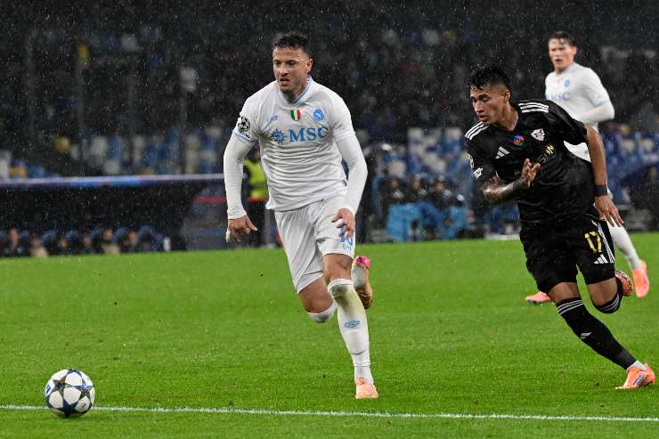 Amir Rrahmani in azione in Champions