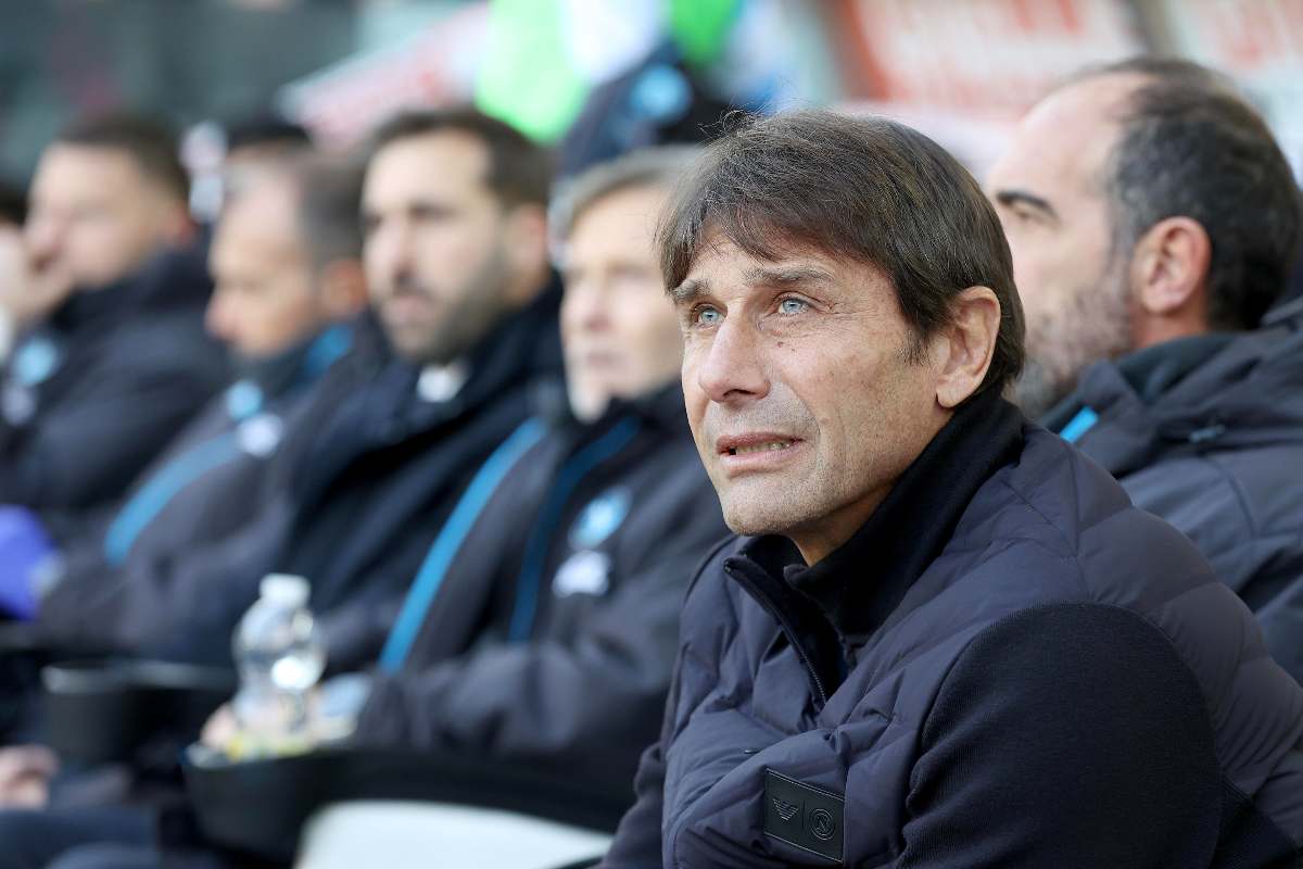 Conte perplesso durante la partita