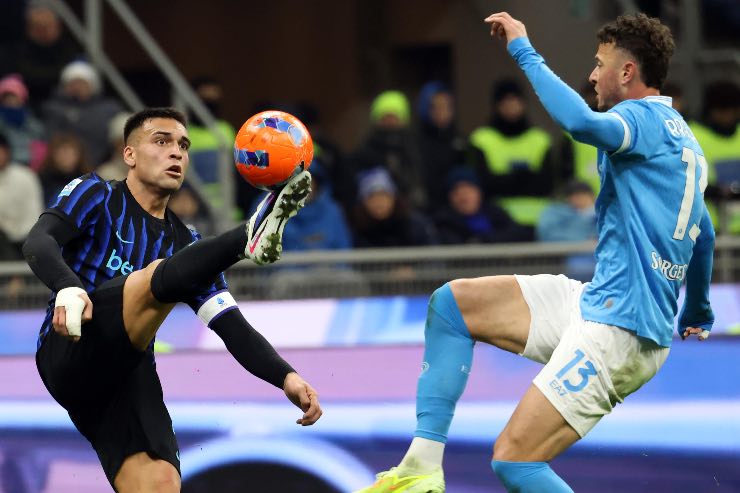 Amir Rrahmani in campo per la Serie A 2025/2026