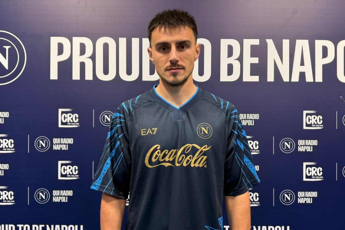 Napoli, Elmas risponde alle critiche: “Ci dispiace, volevamo andare avanti”