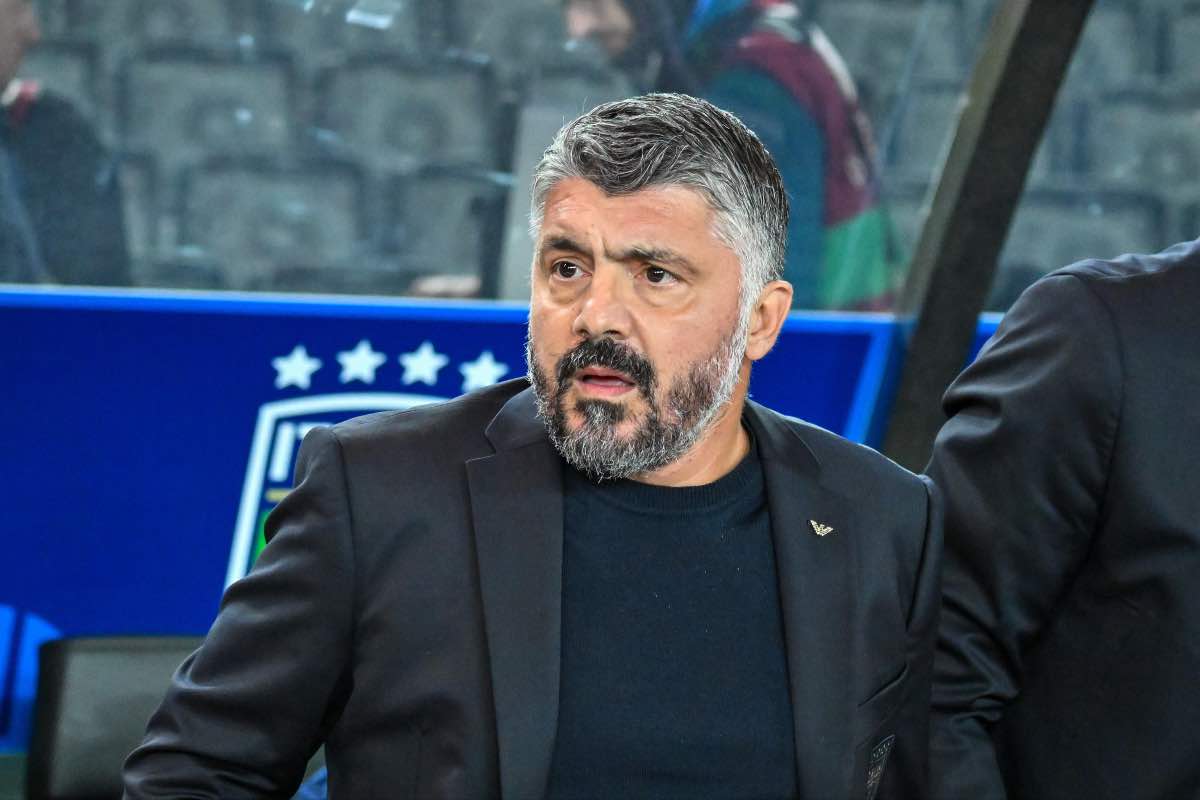 Gattuso che è in panchina in nazionale